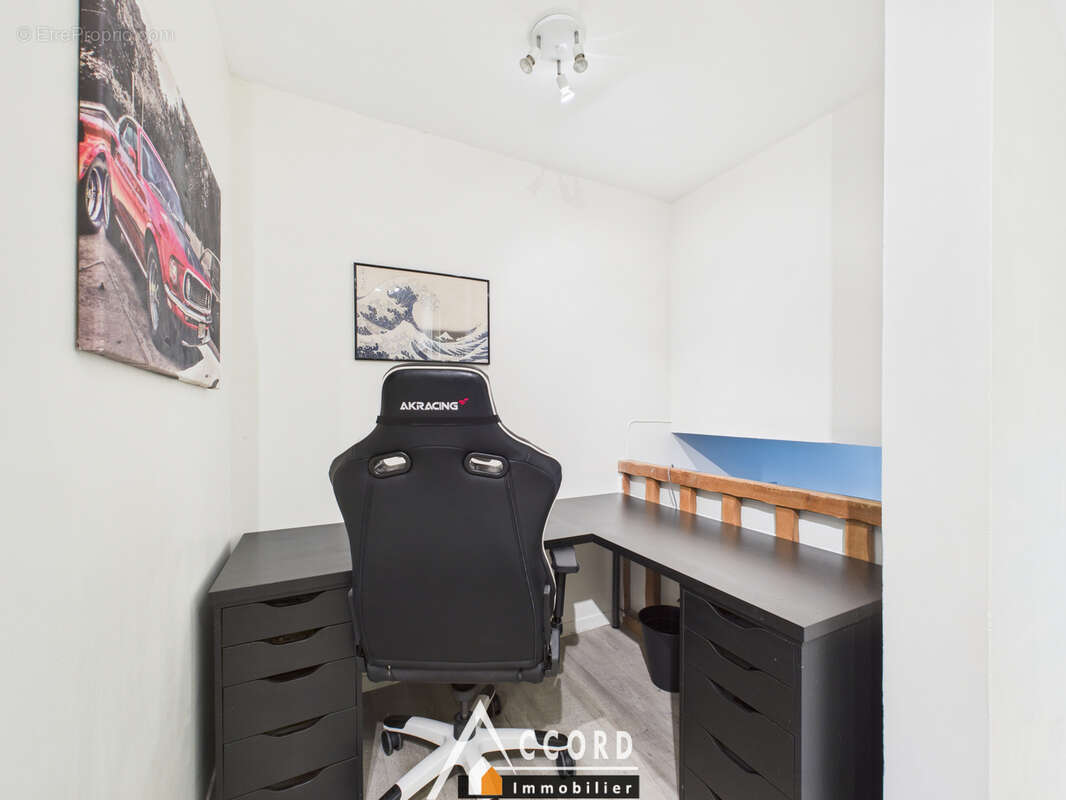 Appartement à SARTROUVILLE