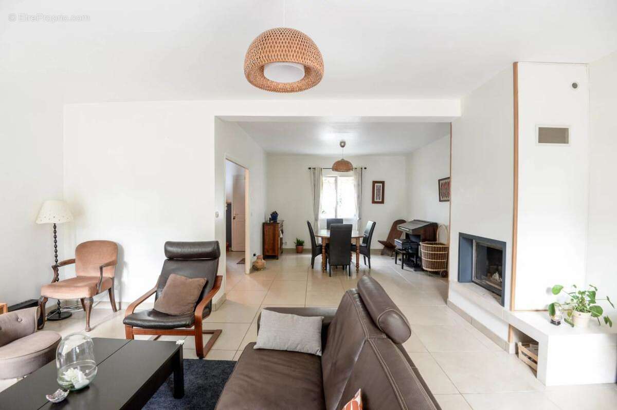 Maison à MONTIGNY-SUR-LOING