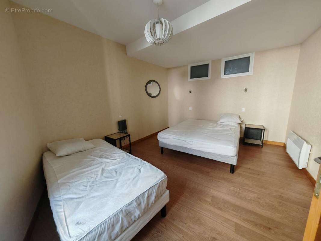 Appartement à AX-LES-THERMES