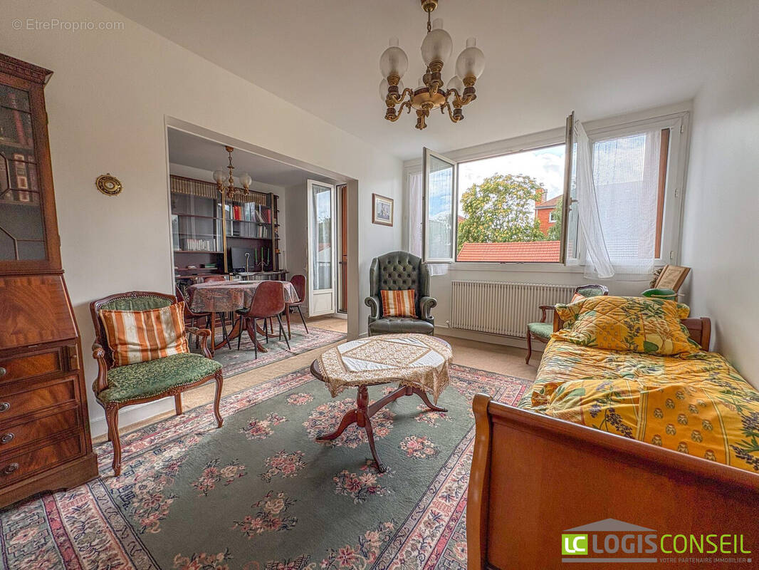 Appartement à CHATILLON