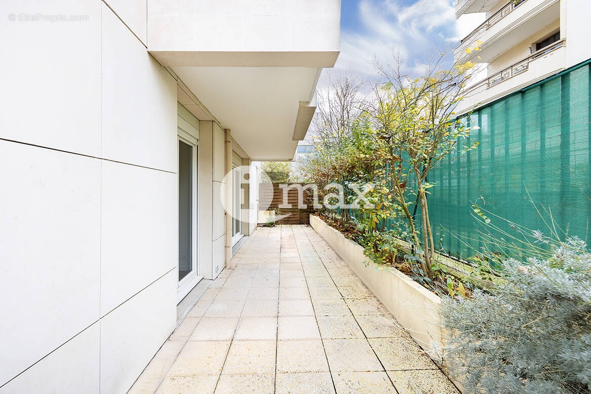 Appartement à LEVALLOIS-PERRET