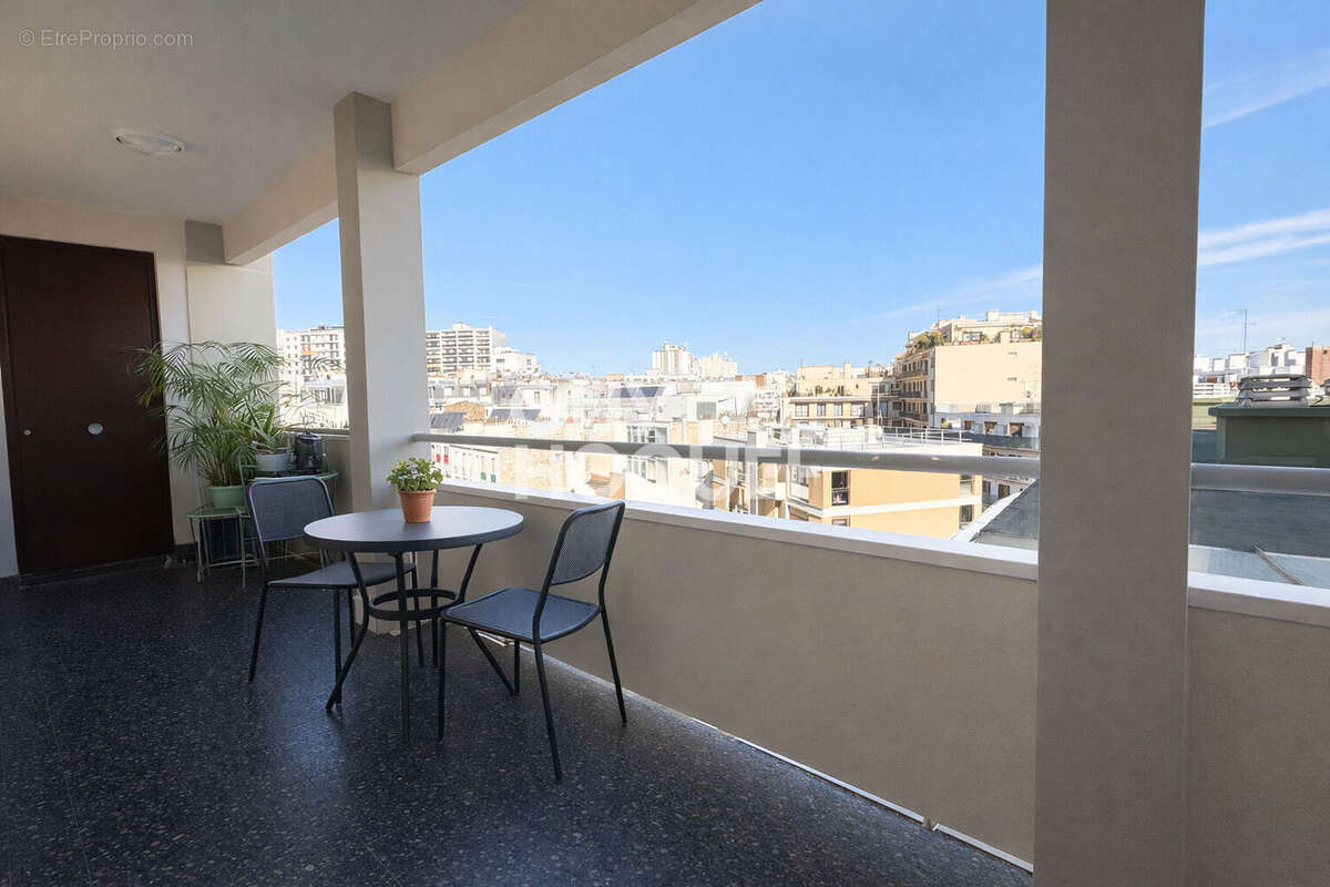 Appartement à PARIS-12E