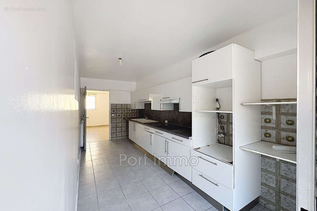 Appartement 97 m² à Cagnes-Sur-Mer  - photo 7