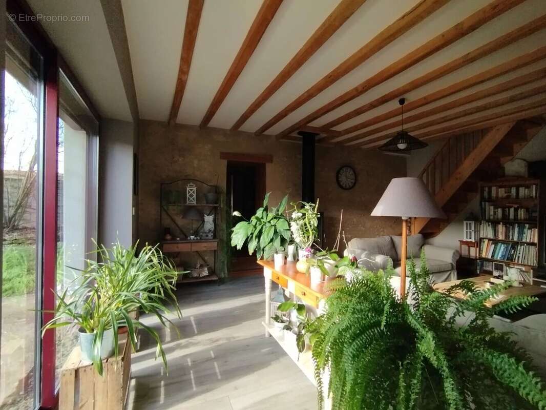 Maison à BRION-PRES-THOUET