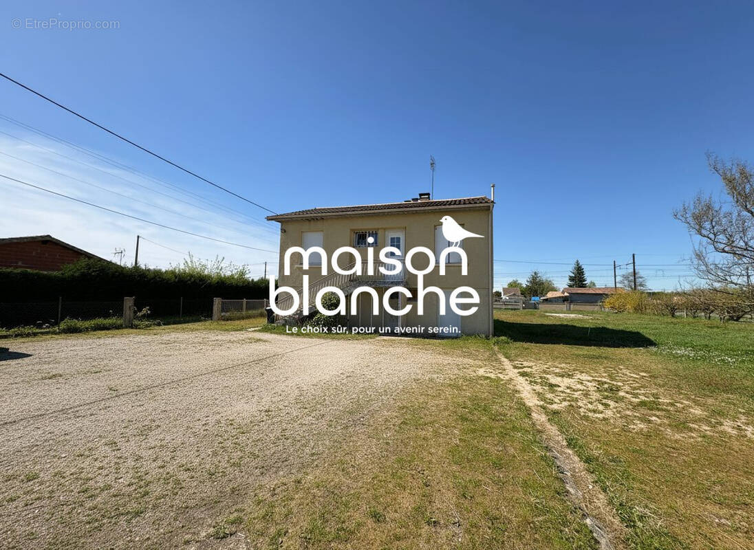 Maison à LES EGLISOTTES-ET-CHALAURES
