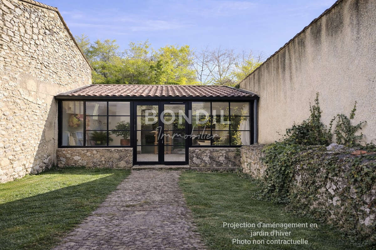 Maison à LA BASTIDE-DES-JOURDANS