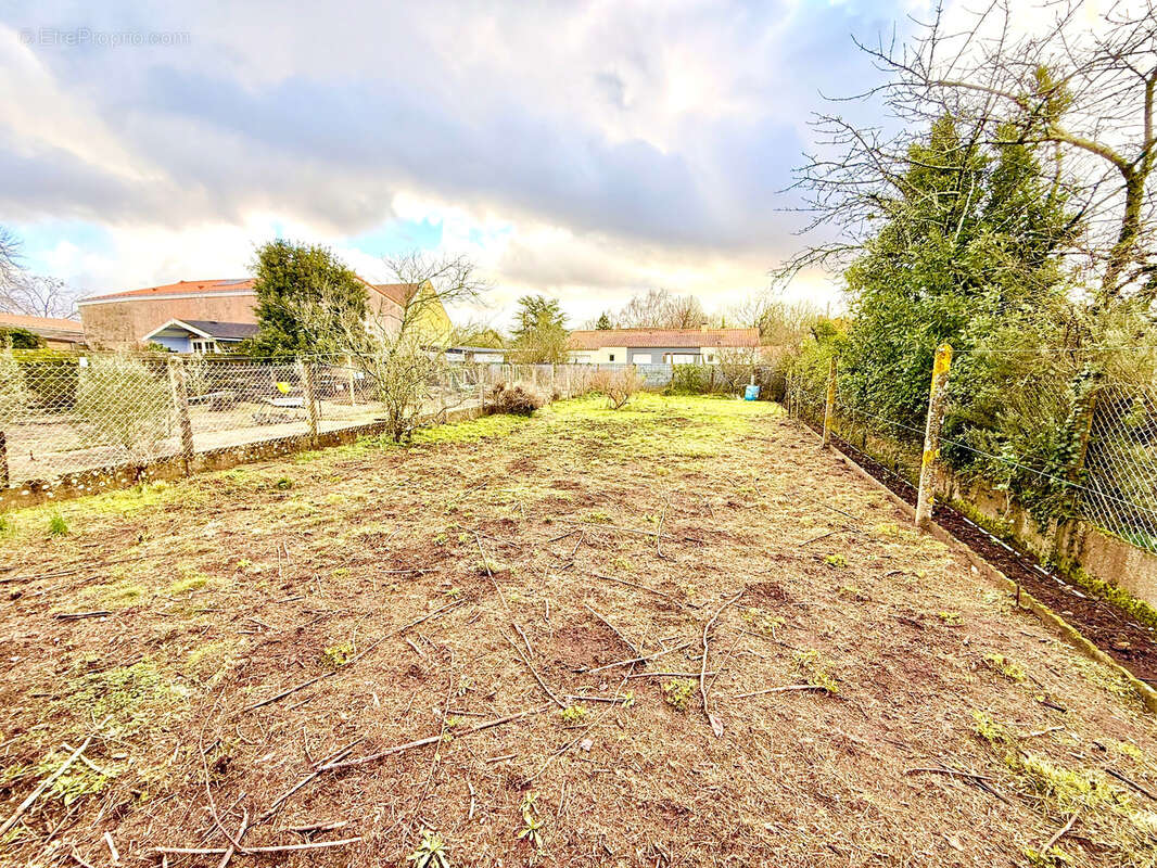 Maison à SAINT-AIGNAN-GRANDLIEU