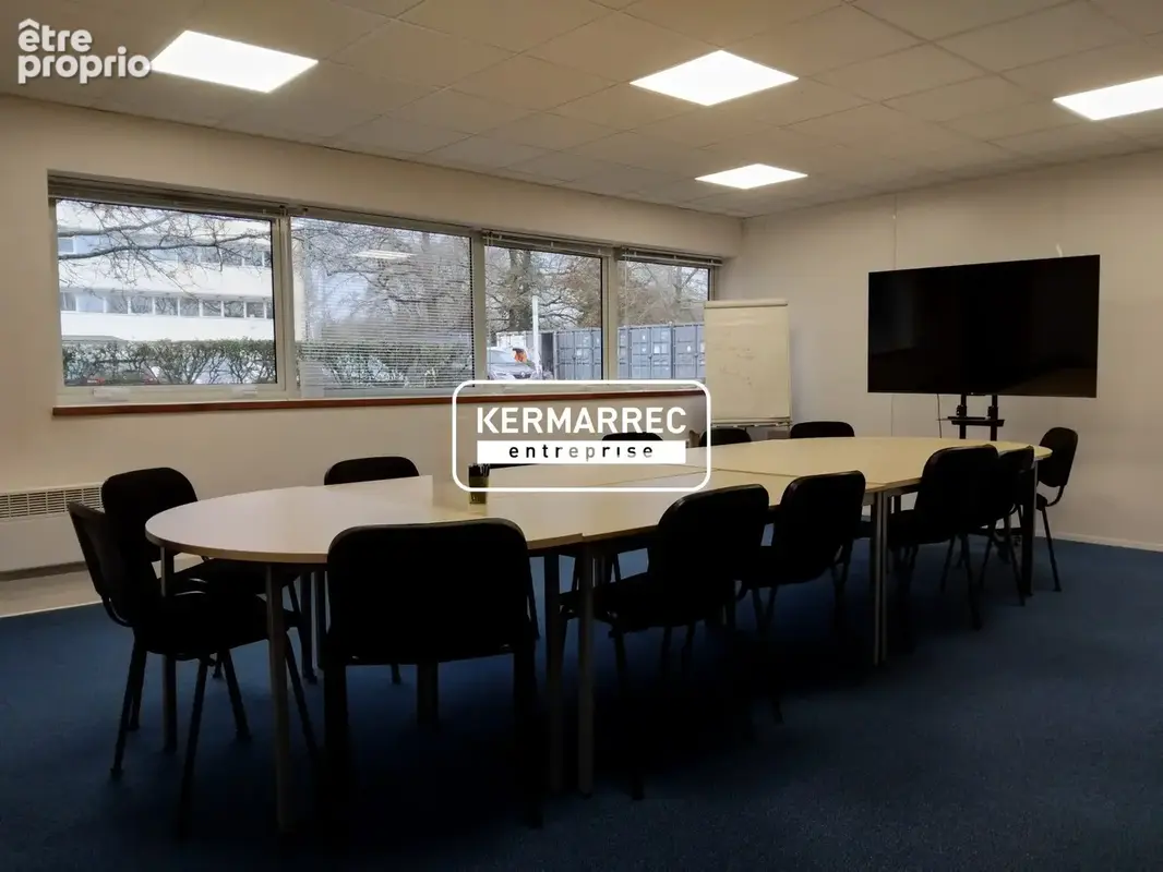 Commerce 264 m² à Bruz  - photo 7