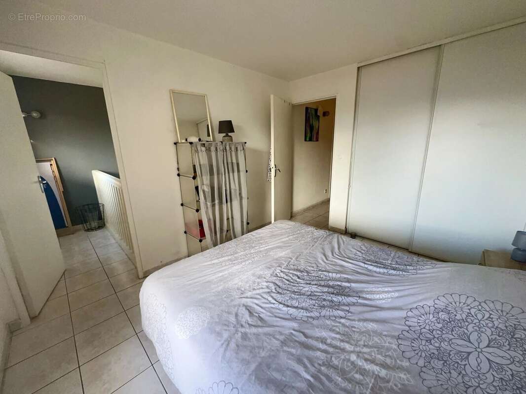 Duplex F4, dernier étage, 3 terrasses, garage, parking - photo 19