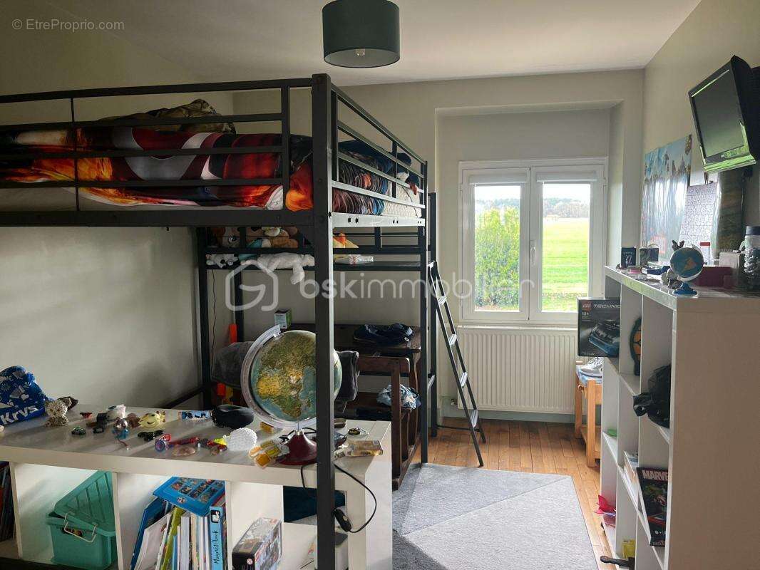 Ancien prieuré rénové – propriété de charme avec dépendances, gite, piscine & tennis - photo 14