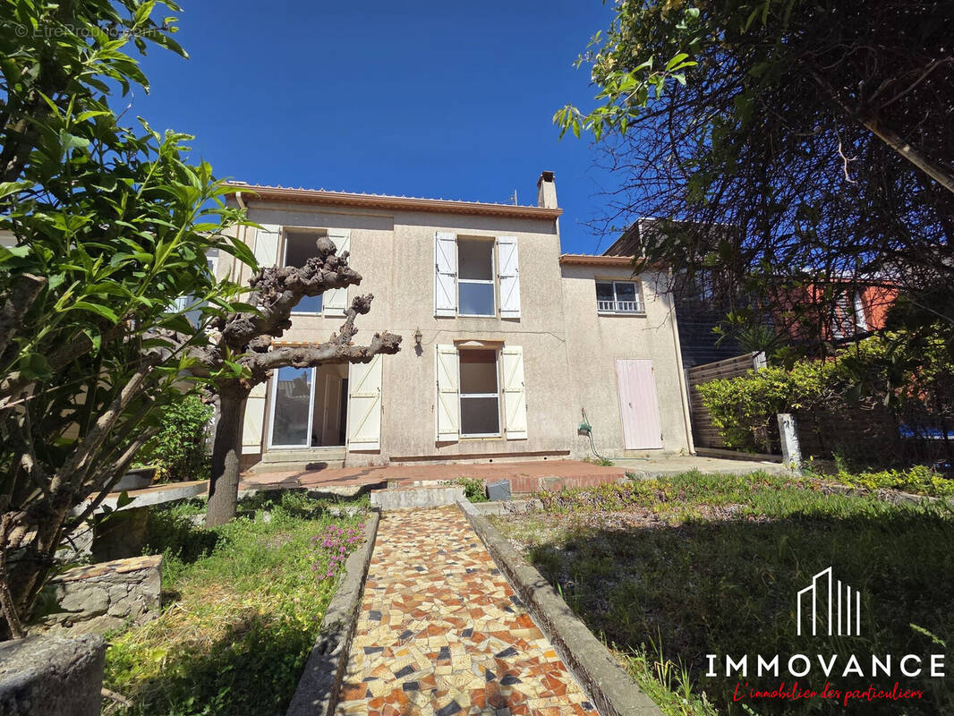 Maison à JACOU