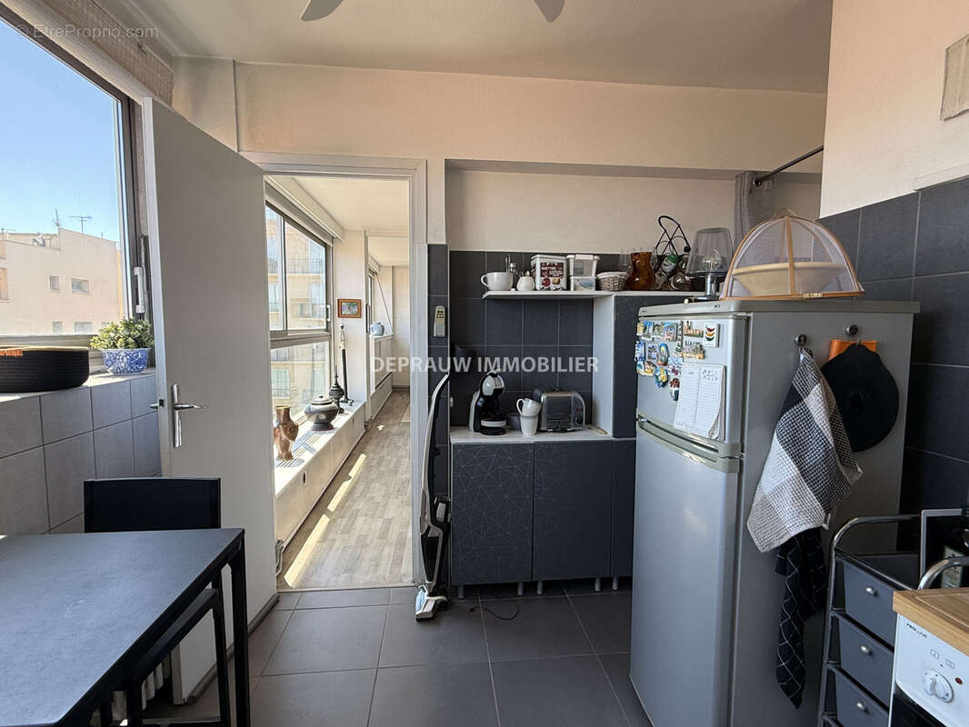 PERPIGNAN CENTRE - Appartement lumineux avec ascenseur - Place Catalogne - photo 8