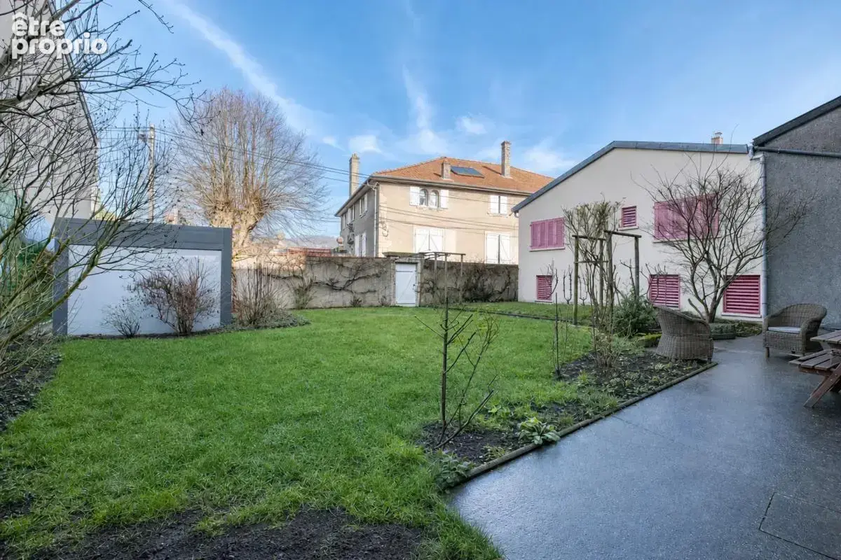 Maison bourgeoise de 321 m² à Vic-sur-Seille - photo 8