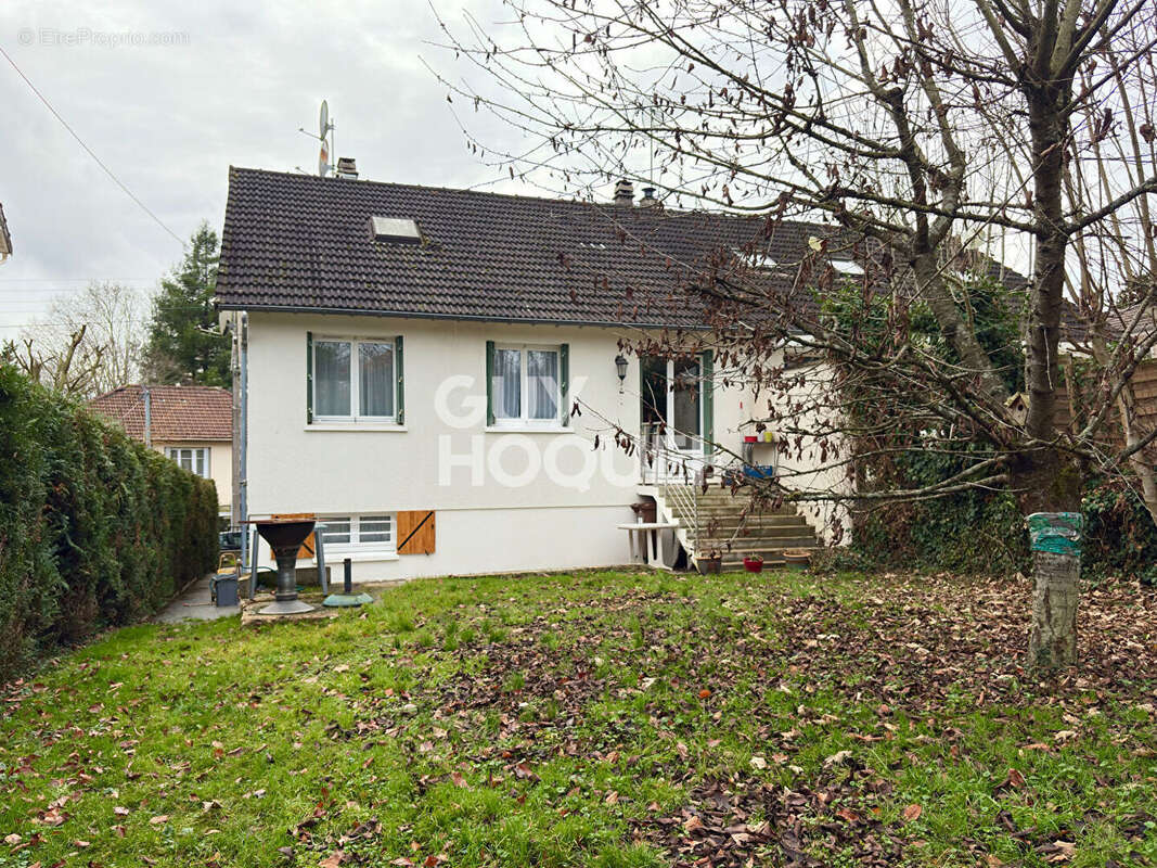 Maison à SOISY-SUR-SEINE