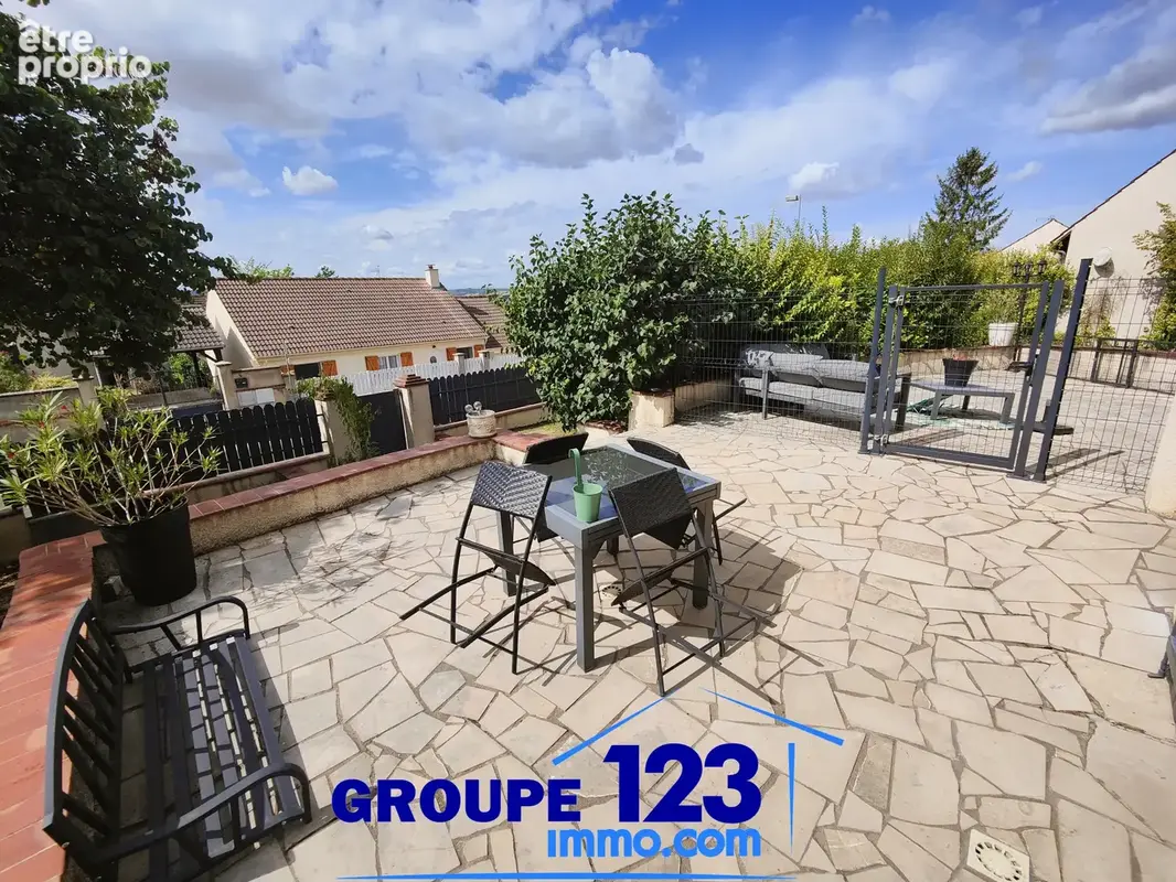 À JOIGNY   Une maison familiale qui a beaucoup à offrir - photo 7