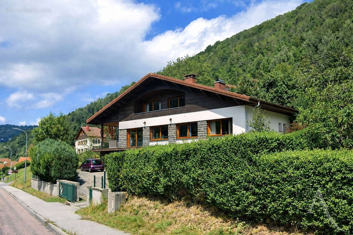 Maison à LA BRESSE