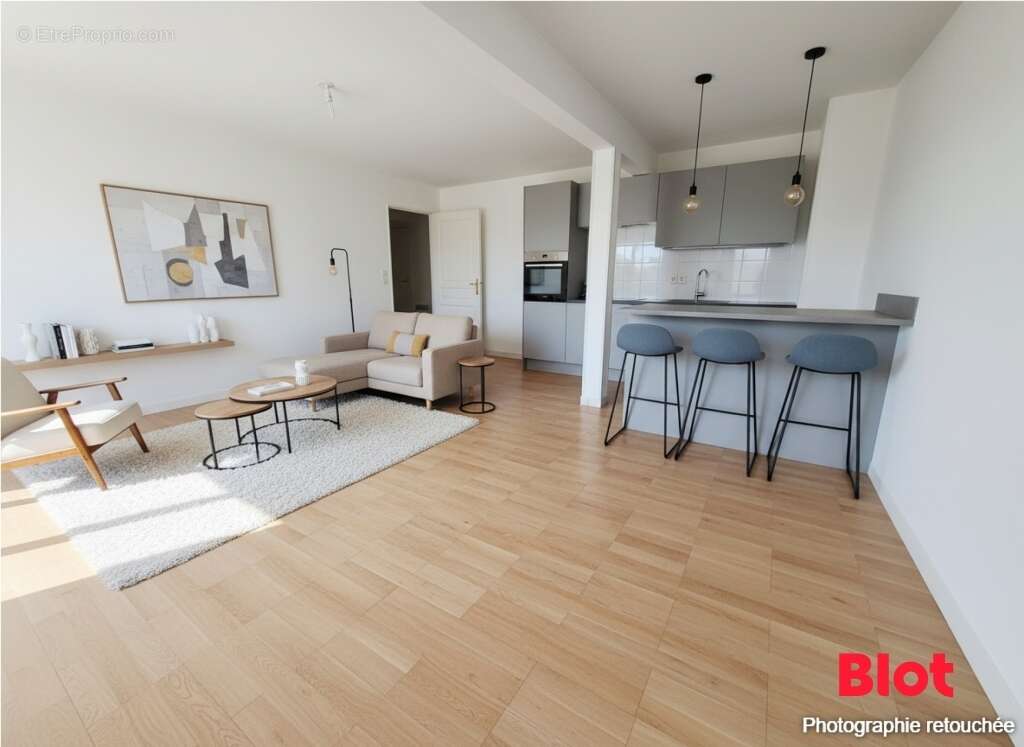 Appartement à SENE