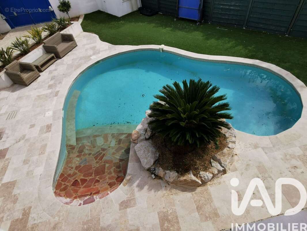 Photo 2 - Maison à SAINT-CYR-SUR-MER