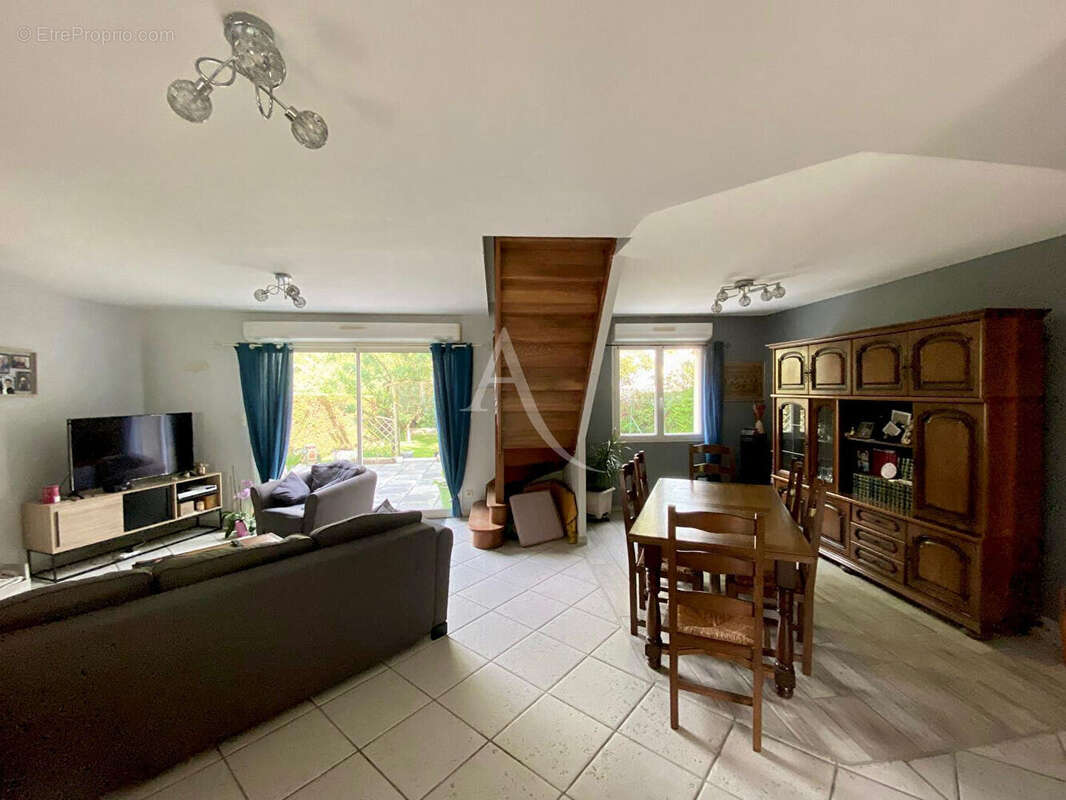 Maison à VERN-D&#039;ANJOU