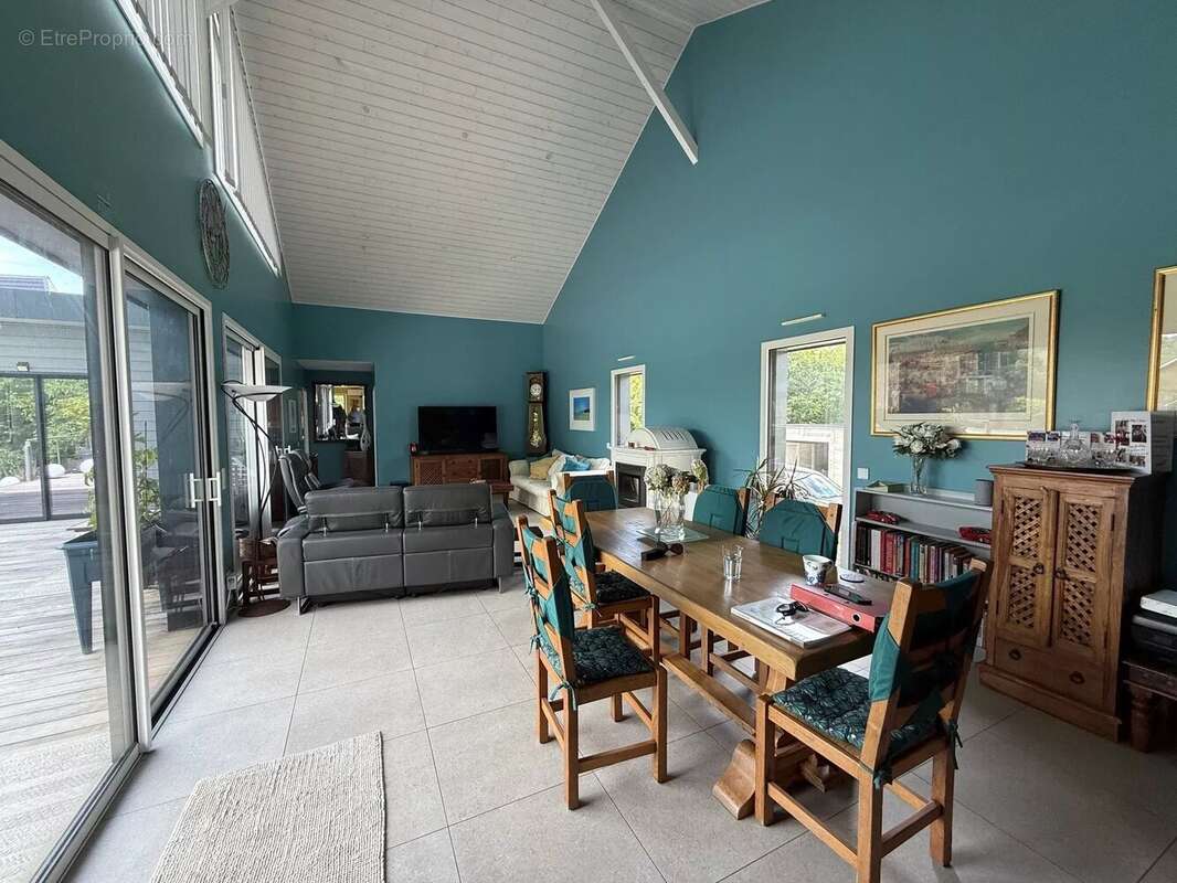 Maison contemporaine en bois de 129 m², avec accès privé à la rivière - photo 2