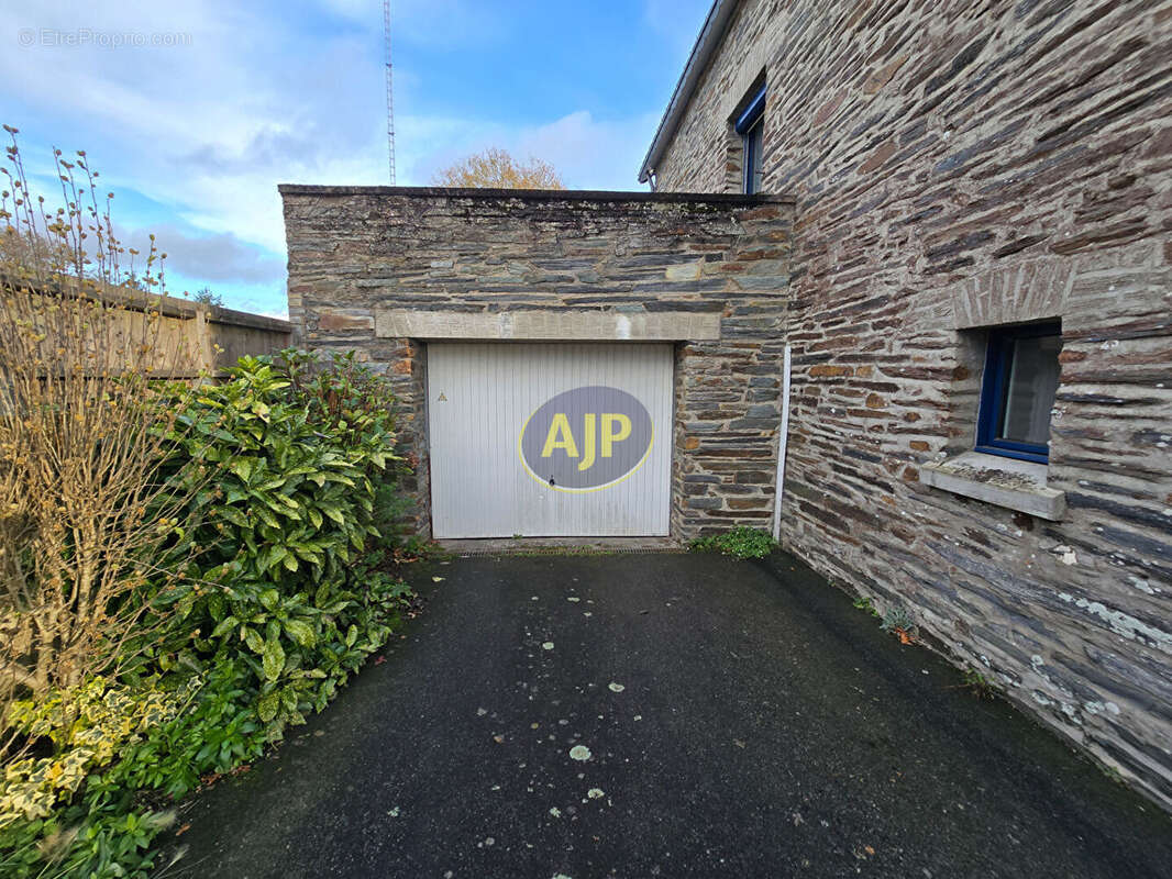 Maison à GUEMENE-PENFAO