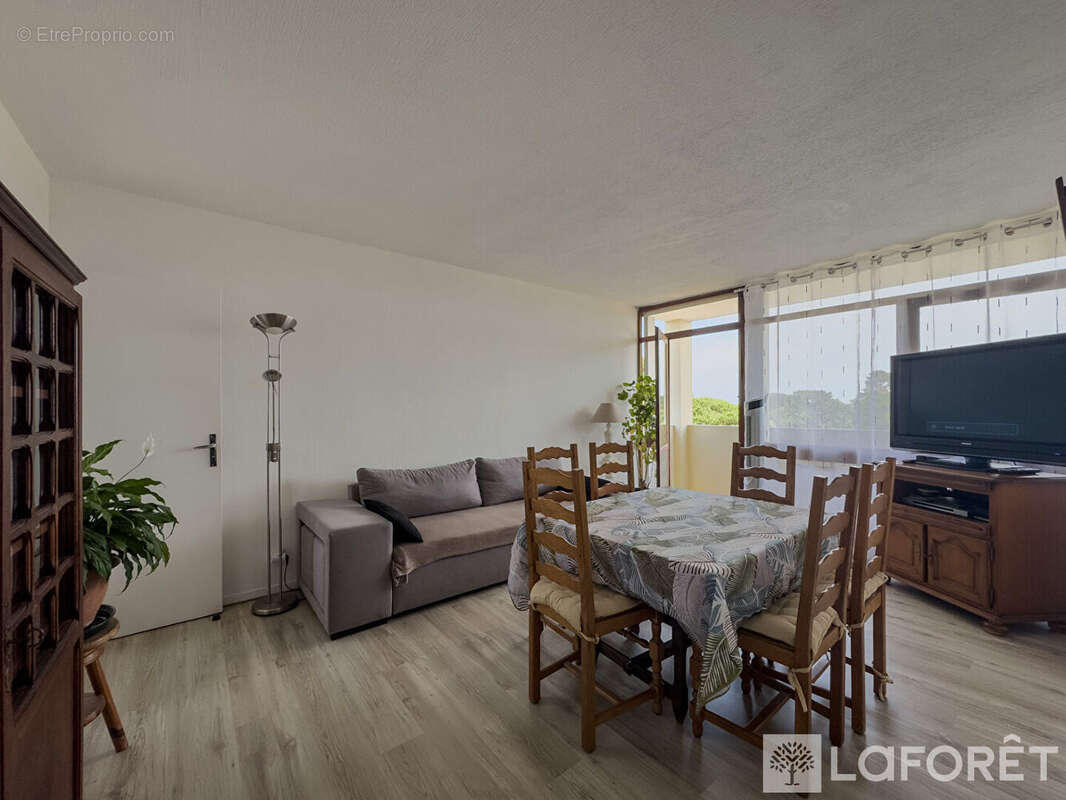 Appartement T2 vendu loué à Biscarrosse - Balcon, ascenseur, cave et investissement locatif - photo 3