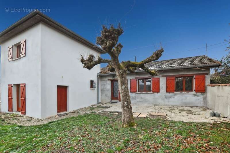 Maison à MOISSIEU-SUR-DOLON