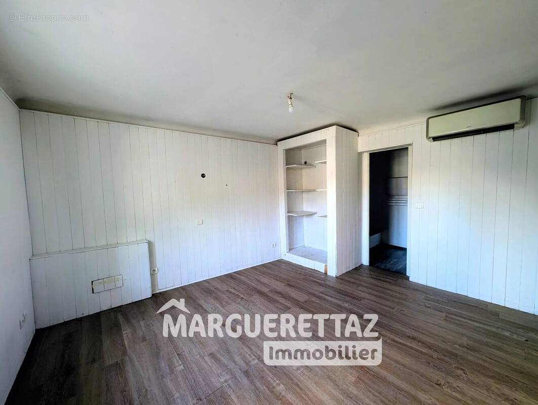 Appartement à SAINT-JEOIRE