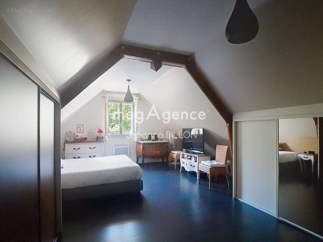 Maison à JOUE-LES-TOURS