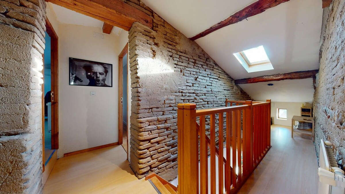 Maison à LABARTHE-SUR-LEZE