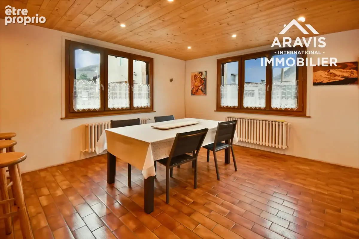 Grand appartement à réaménager - photo 4