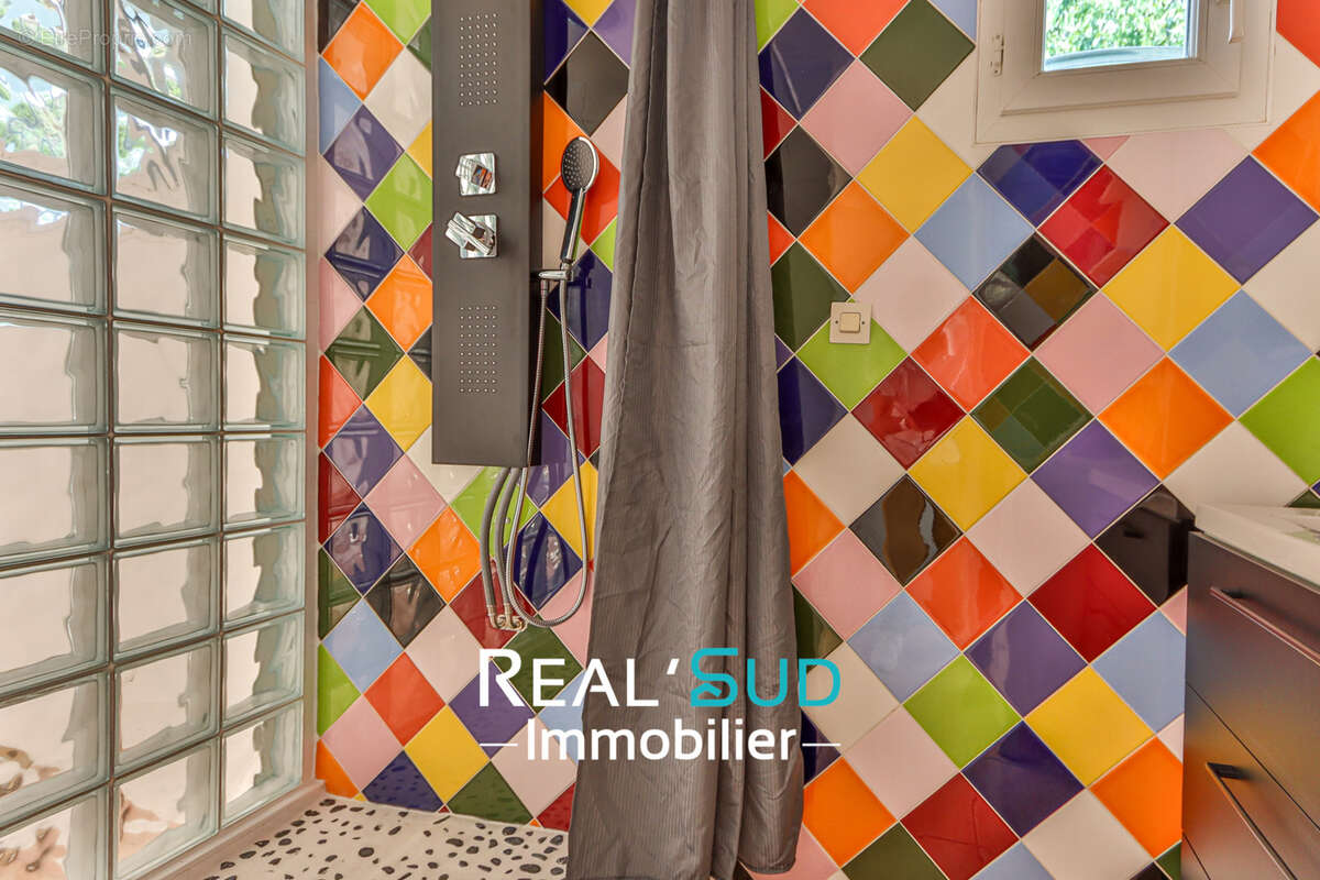 Maison à MARSEILLE-9E