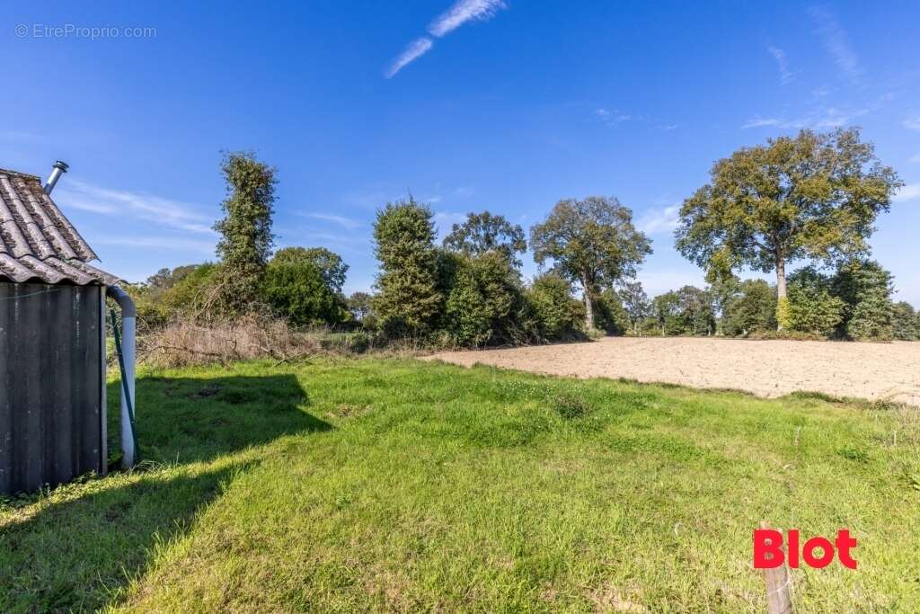 Maison à SAINT-MEDARD-SUR-ILLE