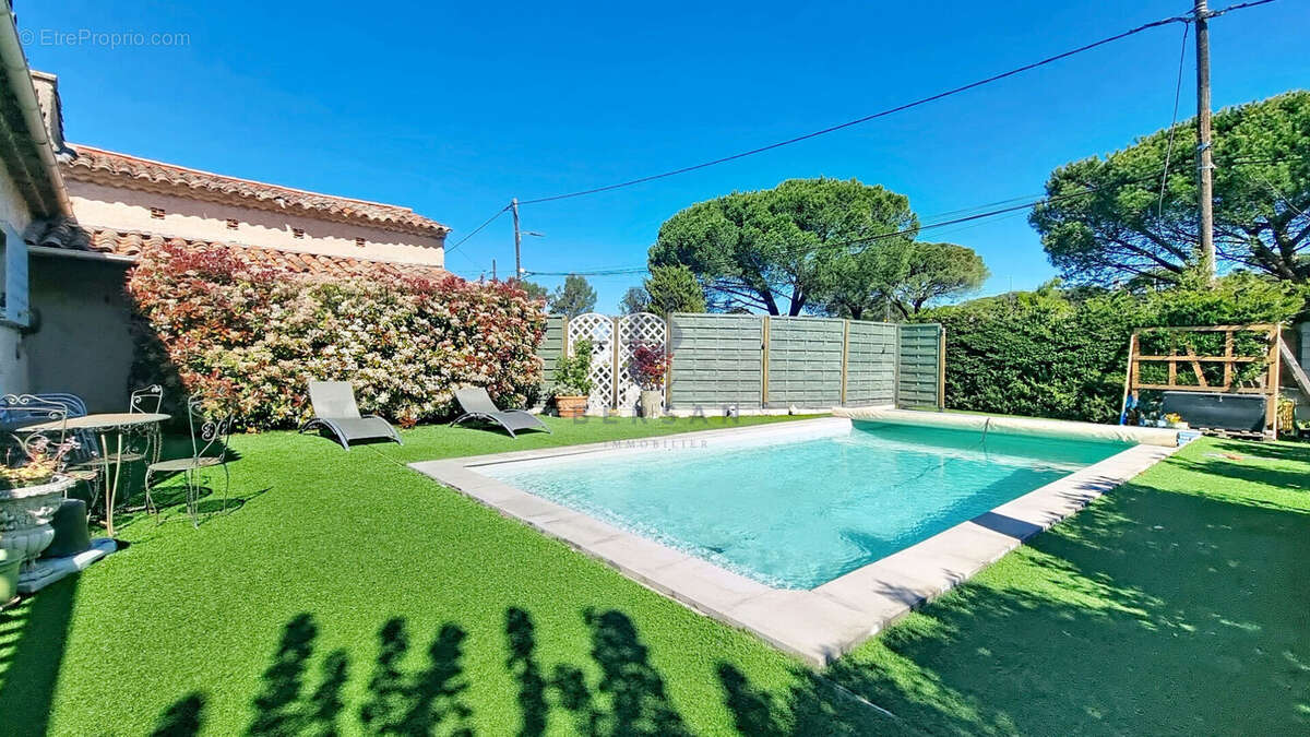 Maison à PUGET-SUR-ARGENS