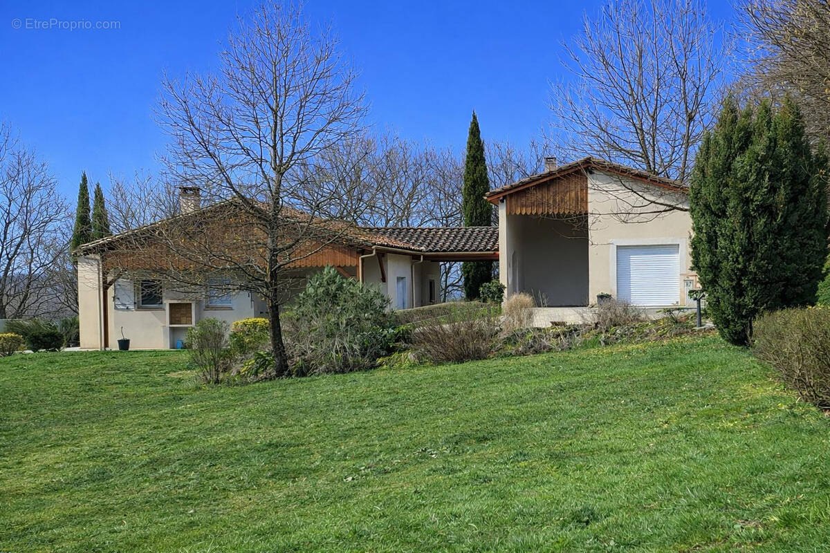 Maison à DOLMAYRAC