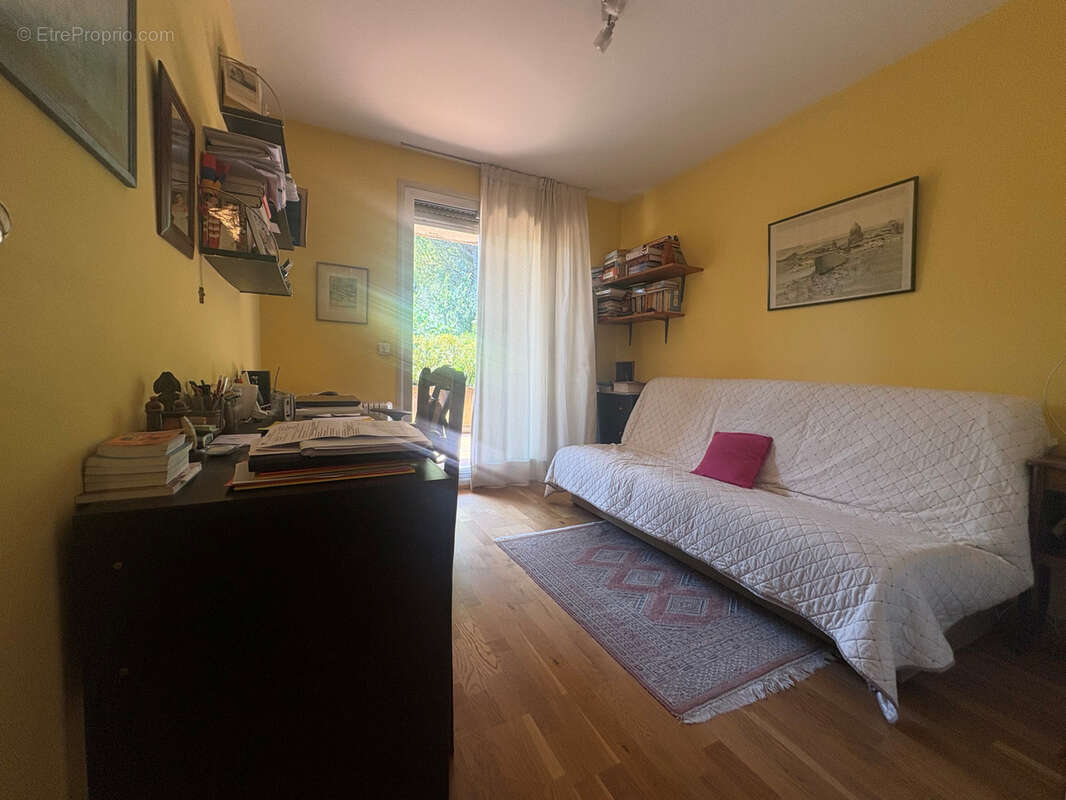 Appartement à MARSEILLE-12E