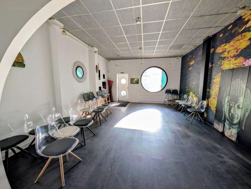 Locaux/Biens immobiliers - photo 2