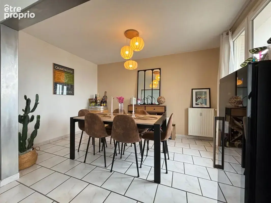 Appartement T4 de 75 avec balcon et cave - photo 6