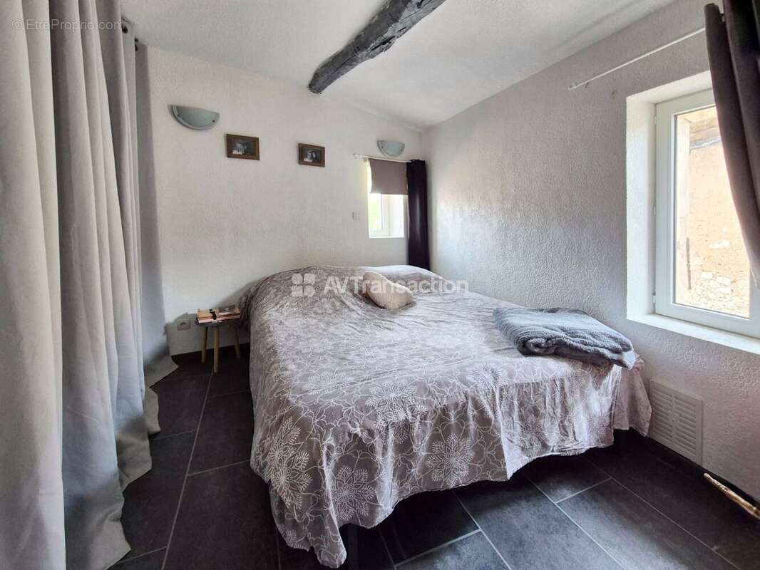 Appartement à LORGUES