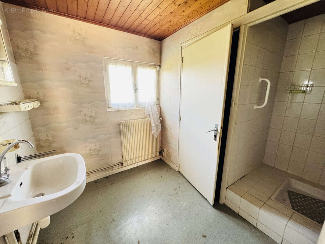 Maison à SAINT-GERMAIN-DU-BOIS