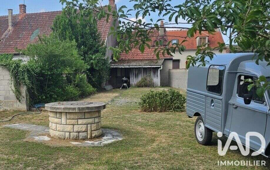 Photo 5 - Maison à SAINT-PIERRE-LES-ETIEUX