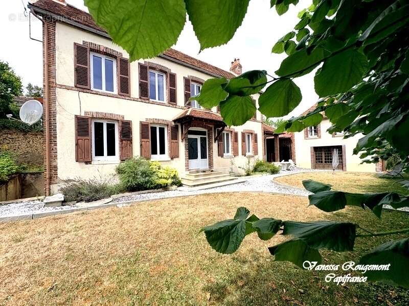 Maison à vendre 7 pièces LA CELLE SAINT CYR (89) - photo 20