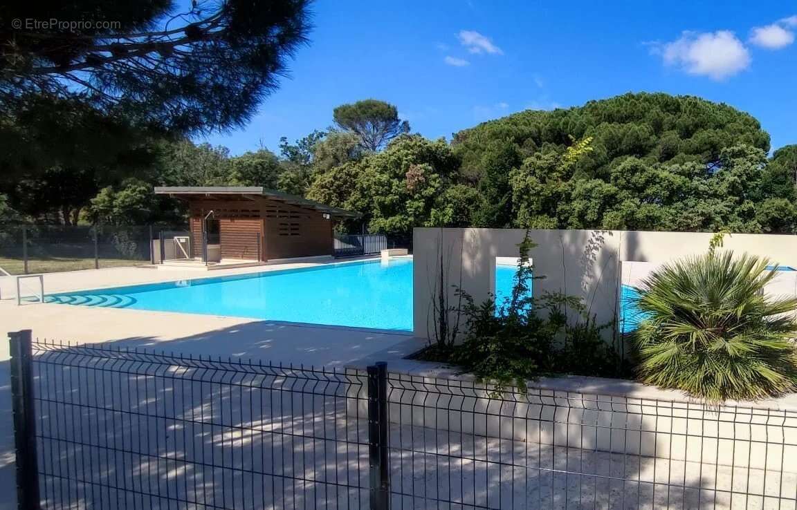 Appartement à FREJUS