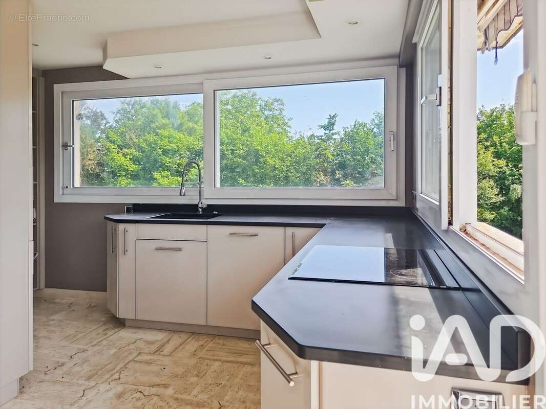 Maison 294 m² à Roncey  - photo 7