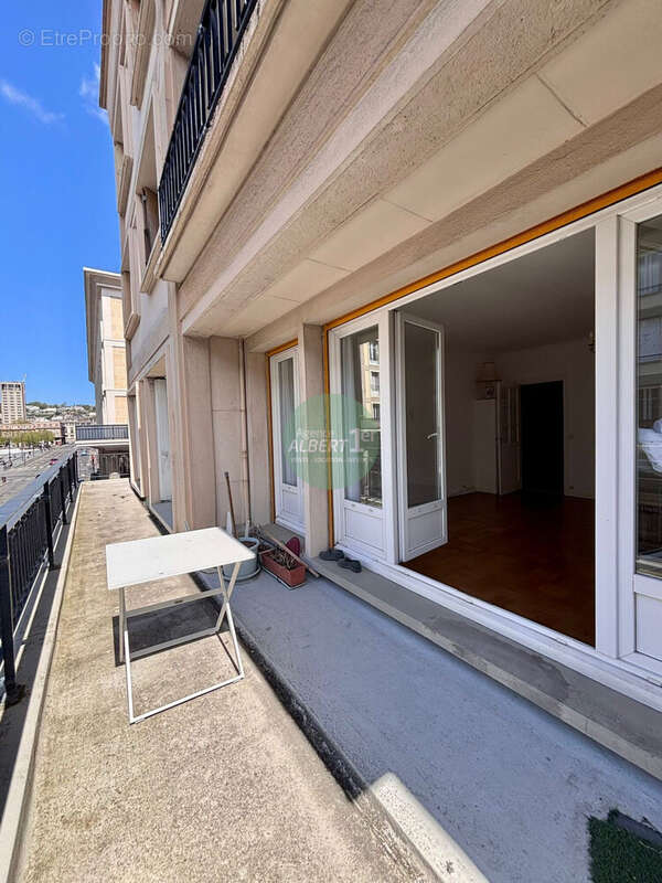 Appartement 92 m² à Le Havre  - photo 4
