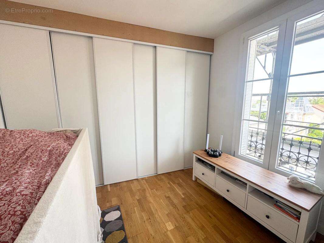 Appartement à BOIS-COLOMBES