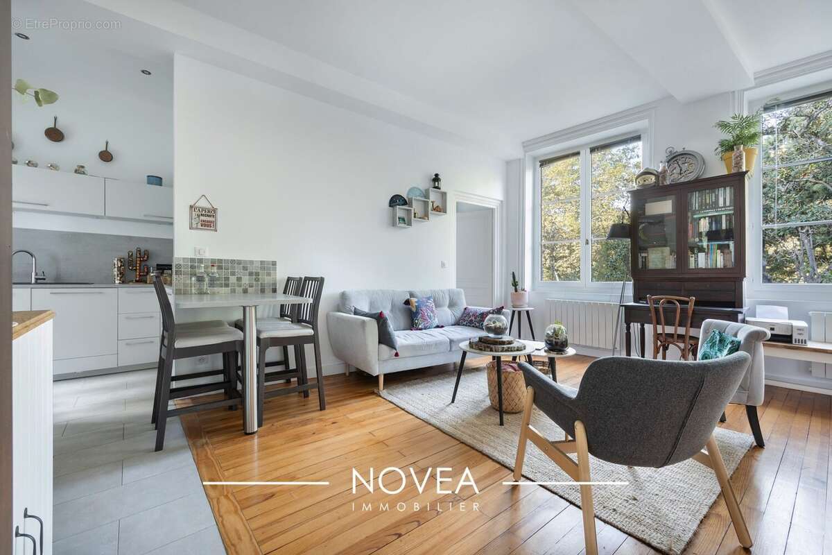 Appartement à FONTAINES-SUR-SAONE