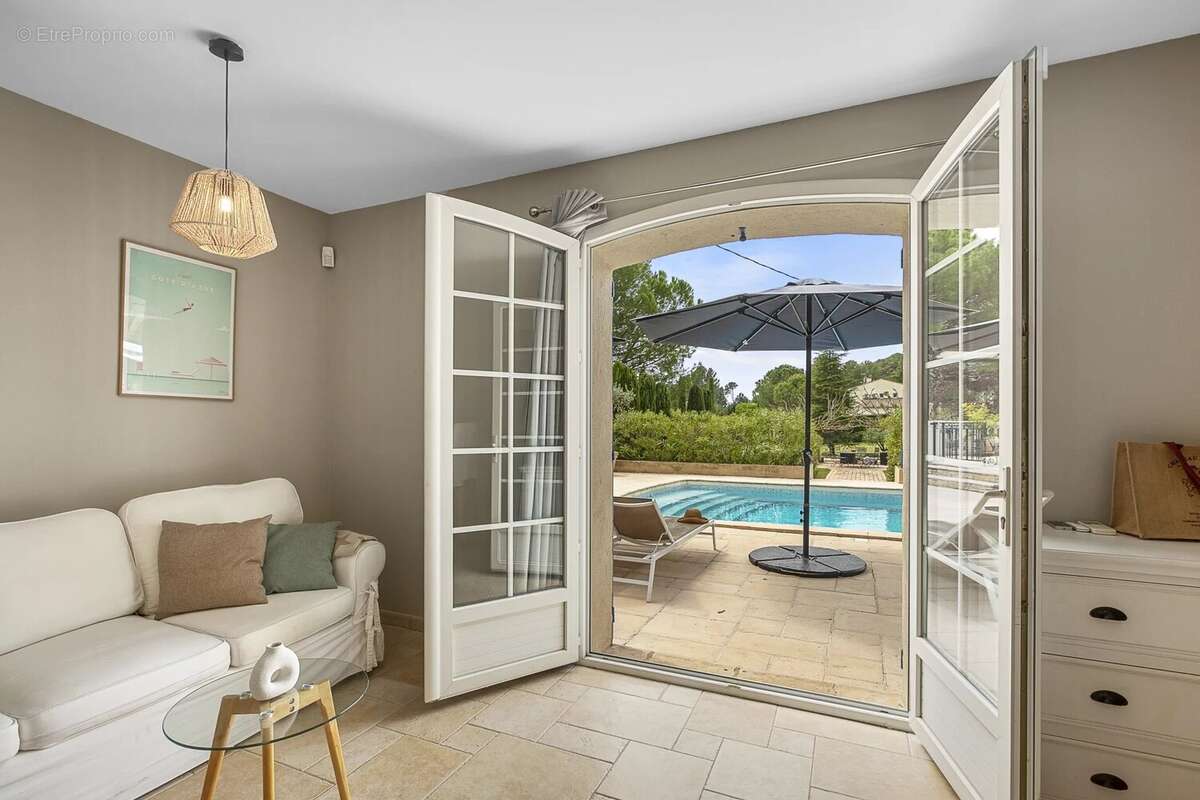 Maison à DRAGUIGNAN