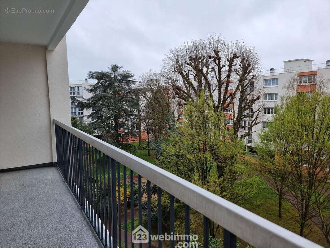 Appartement à THIAIS