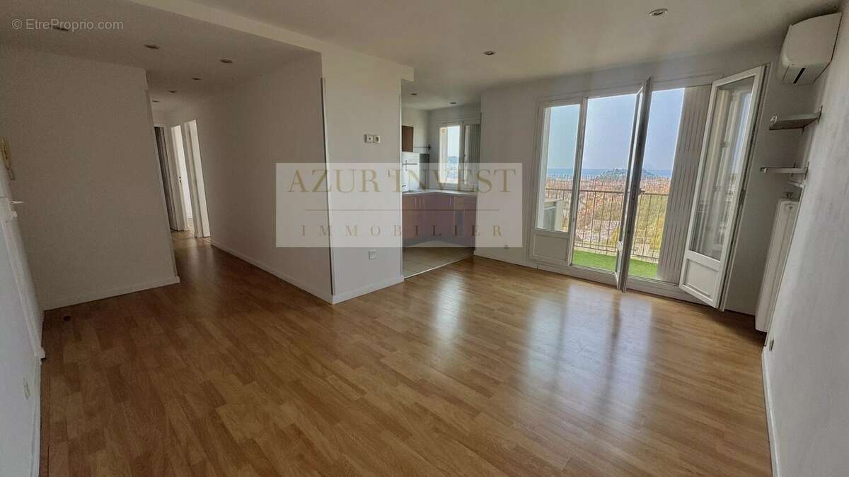 Vente 3 pieces dernier etage vue mer nice cimiez - photo 3